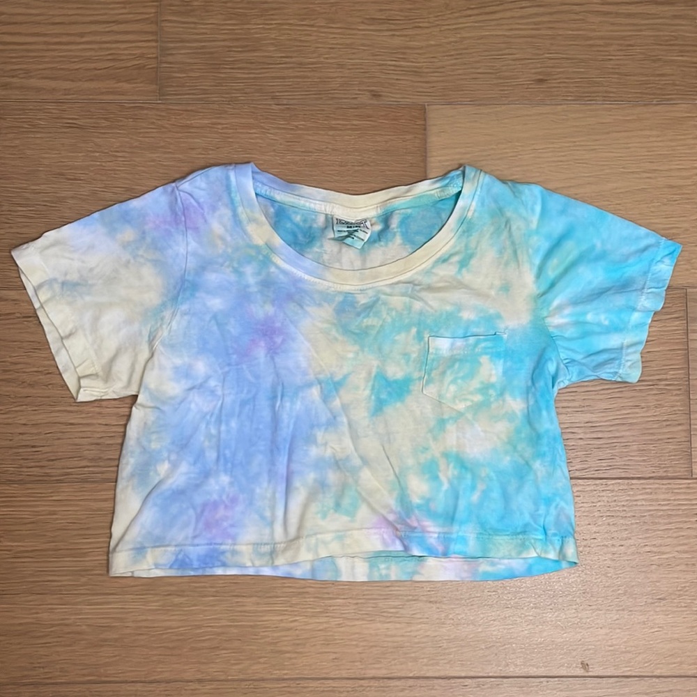 Tie dye crop tshirt